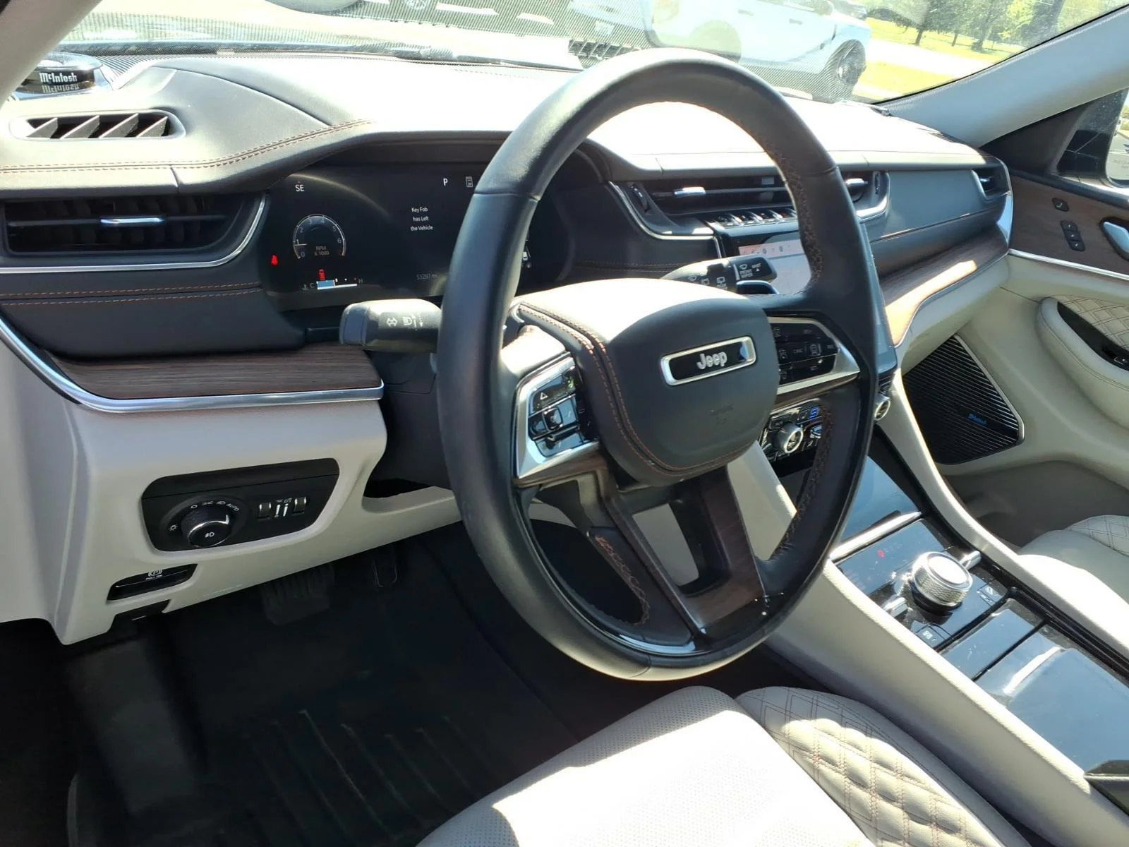 Used 2023 Bright White Clearcoat Jeep Summit image 8