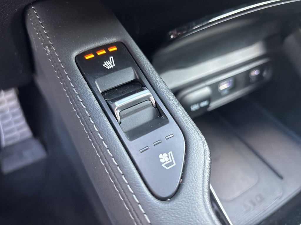 Used 2024 Gray Kia SX X-Line image 27