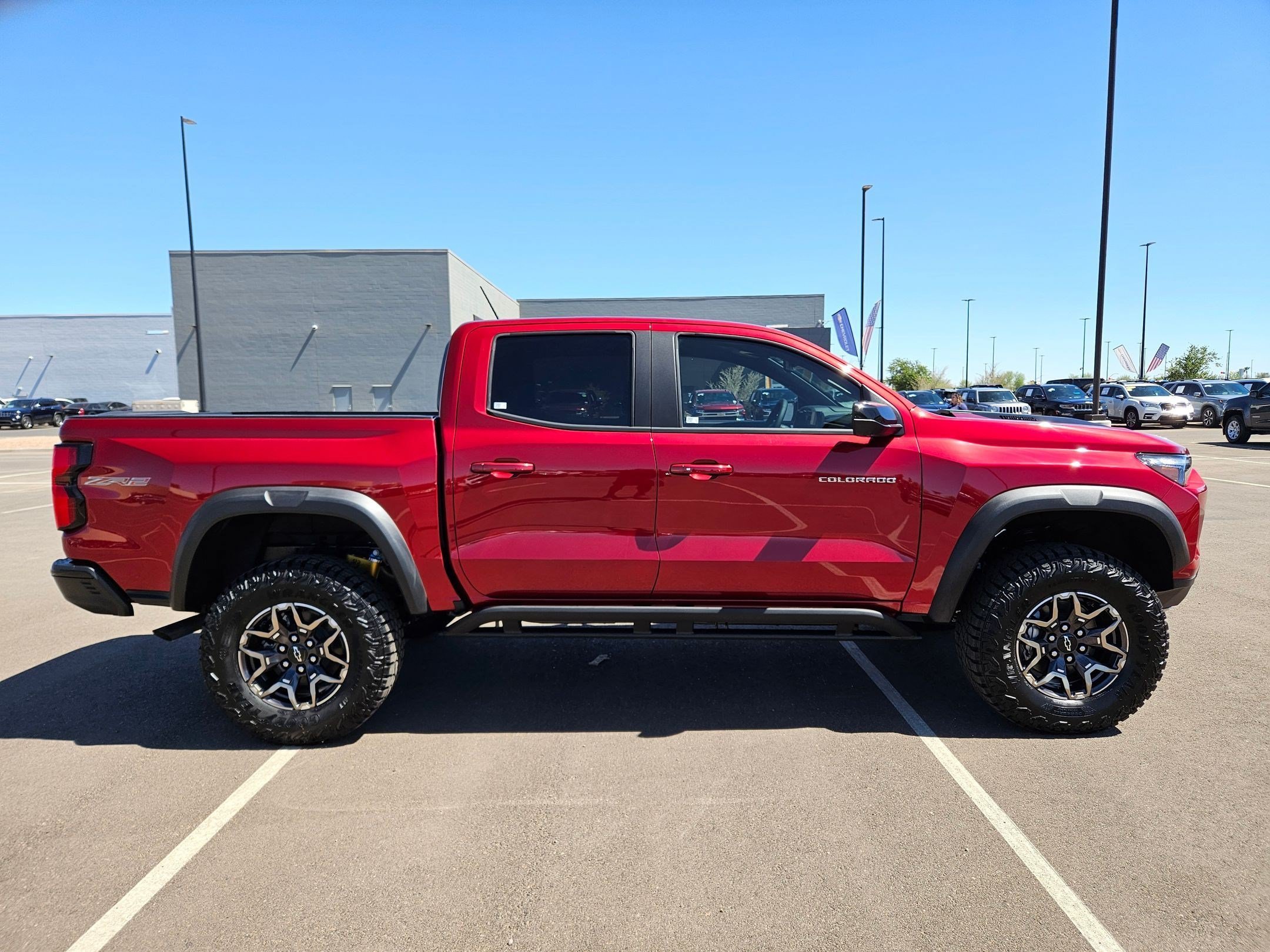 2026 Chevrolet Colorado ZR2 - Photo 10