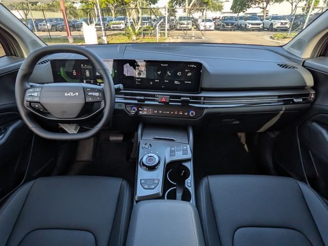 New 2027 Fusion Black Kia EX image 17