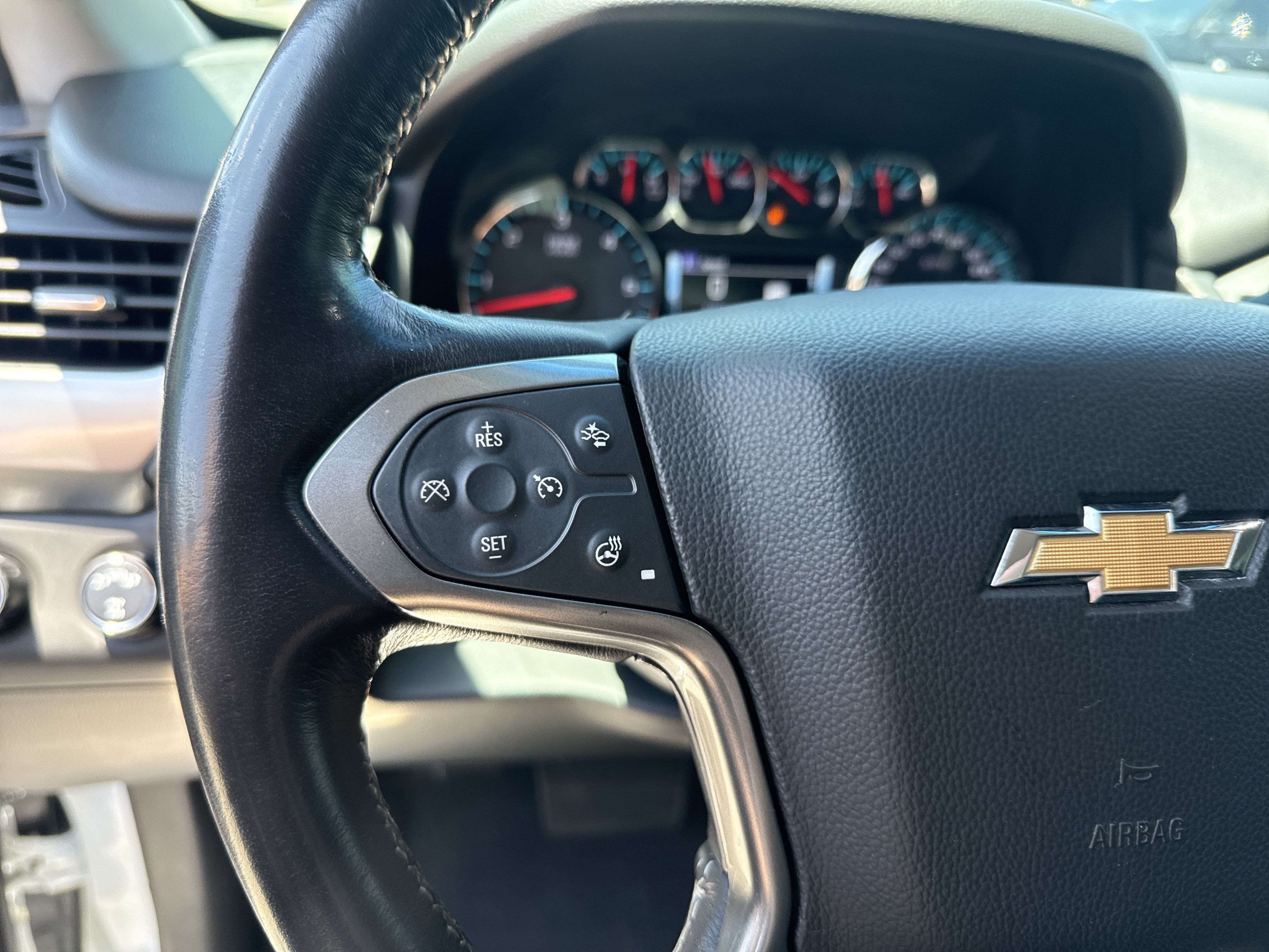 Used 2019 Summit White Chevrolet Premier image 24