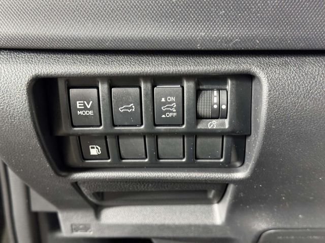 Used 2025 Black Subaru Limited image 19