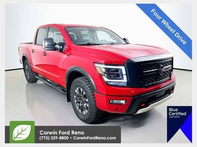 2022 Nissan Titan PRO-4X 4X4 Crew Cab's photo