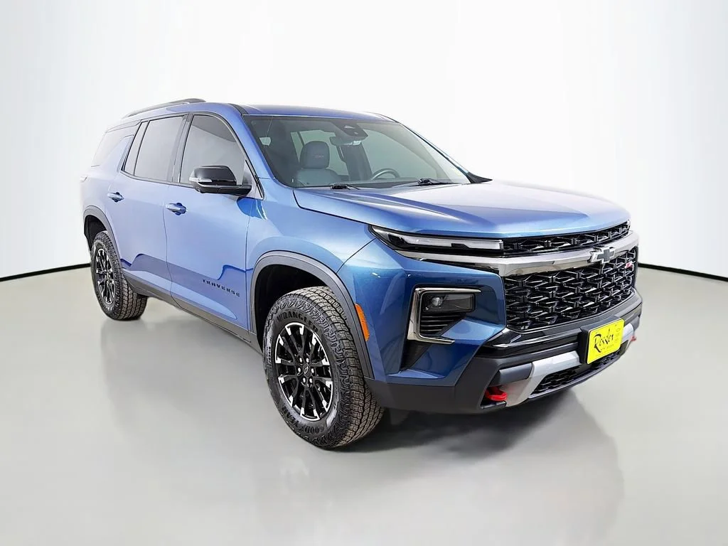 Used 2026 Lakeshore Blue Metallic Chevrolet Z71 image 4