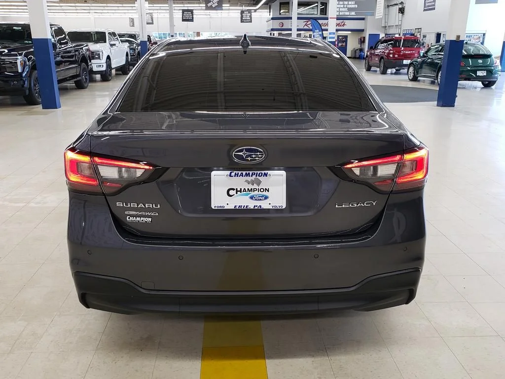 Used 2021 Magnetite Gray Metallic Subaru Limited image 7