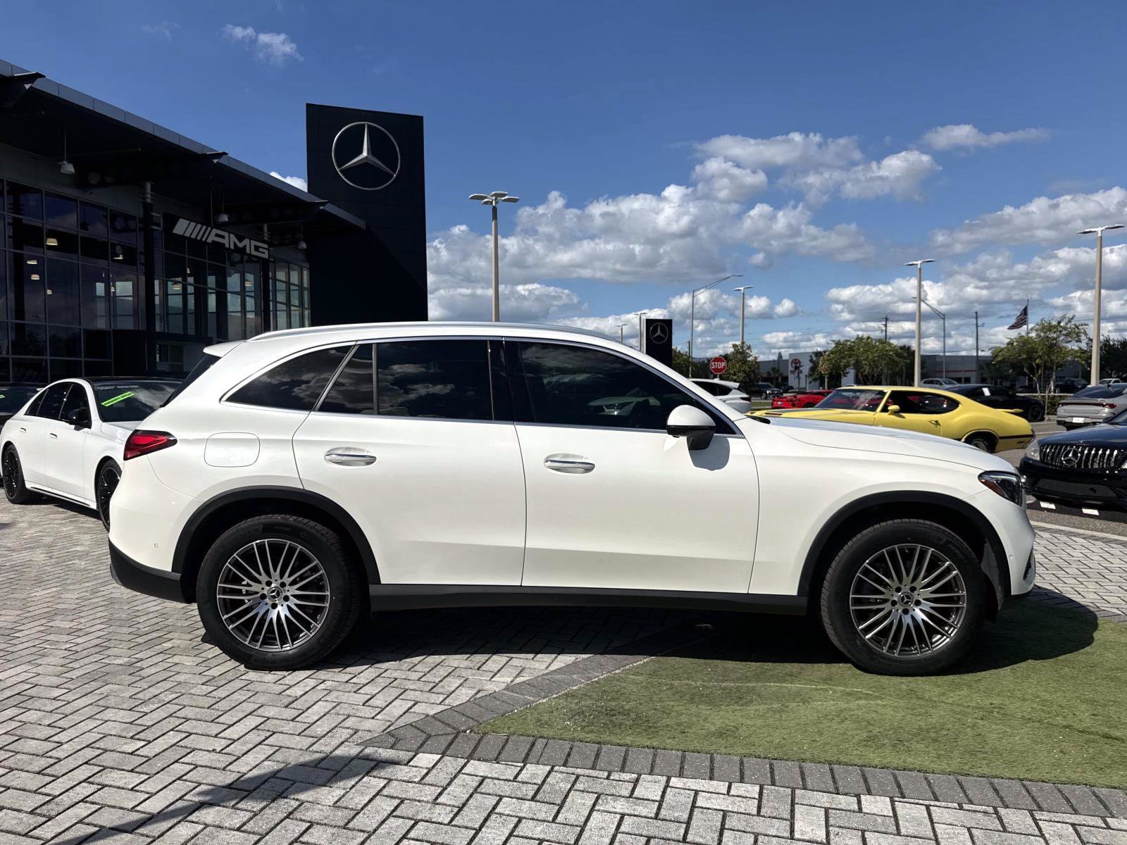 Certified Used 2023 White Mercedes-Benz 300 image 6
