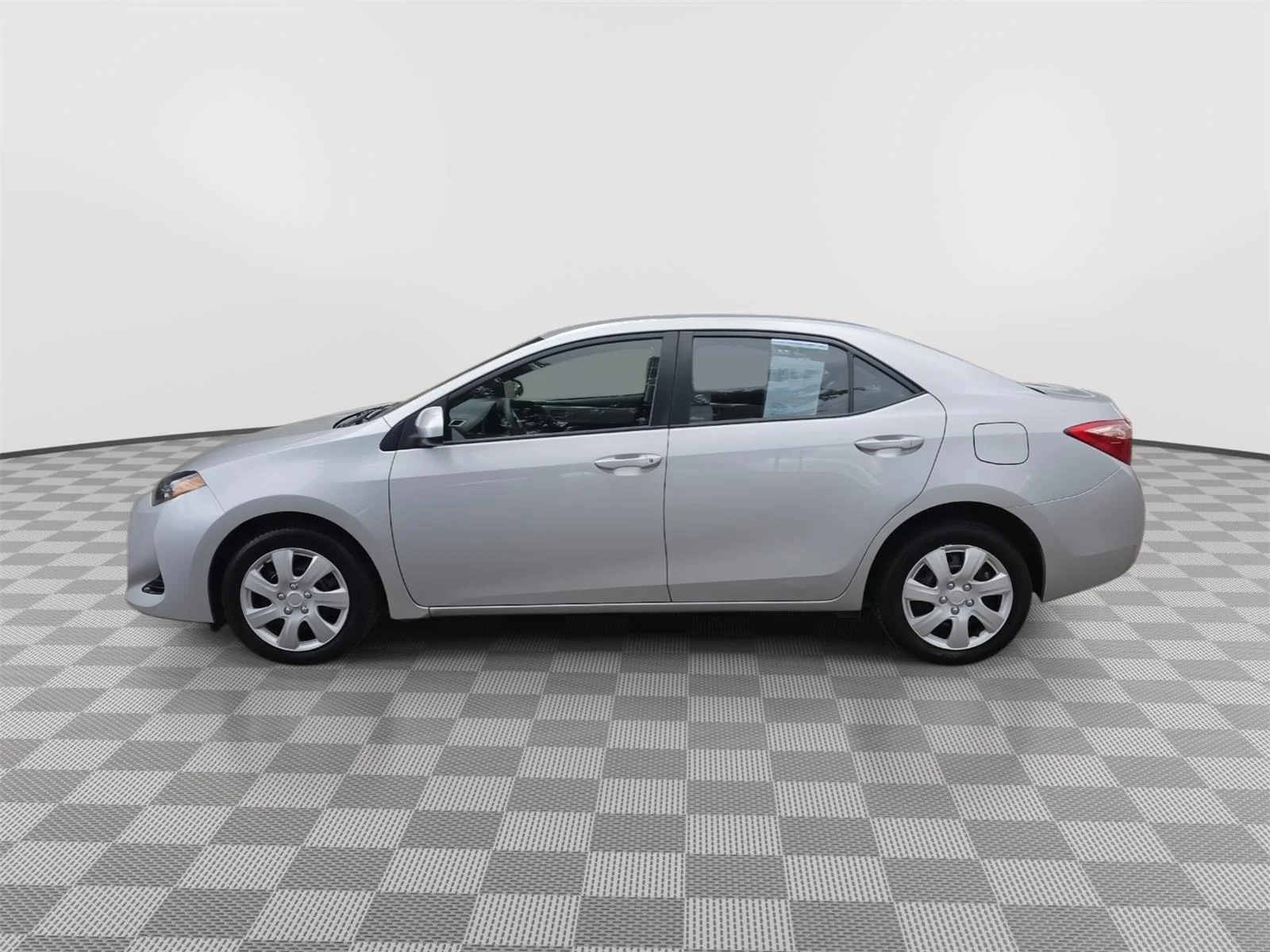 Certified Used 2017 Classic Silver Metallic Toyota LE image 8