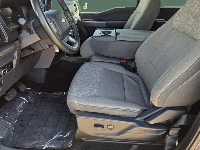Used 2024 Gray Ford XLT image 21