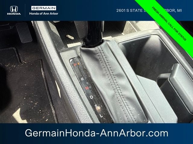 Certified Used 2024 Crystal Black Pearl Honda LX image 30