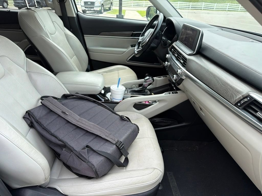 Used 2021 Snow White Pearl Kia EX image 14