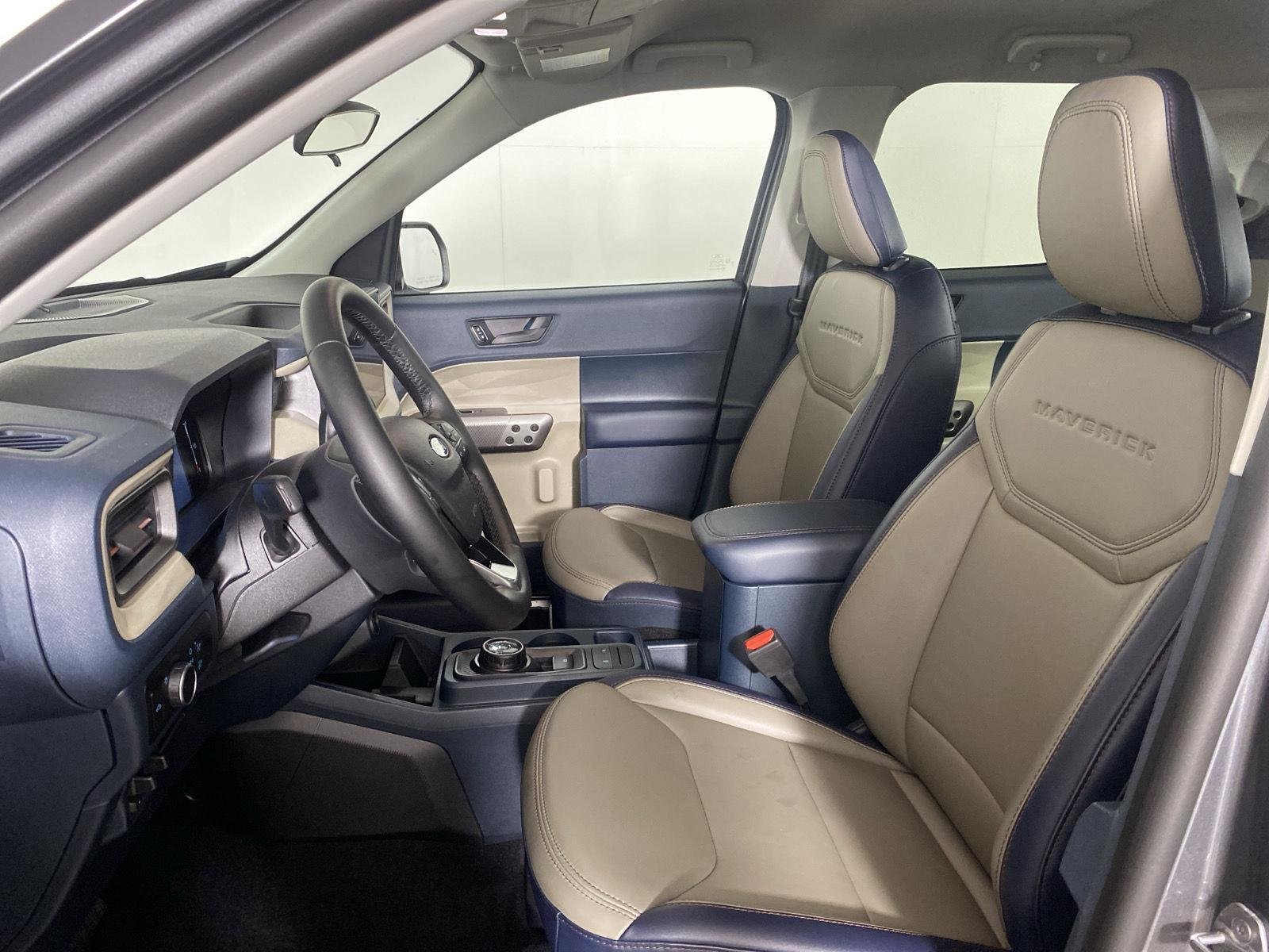 Used 2025 Carbonized Gray Metallic Ford  image 20
