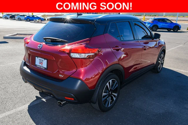 Used 2020 Red Nissan SV image 5