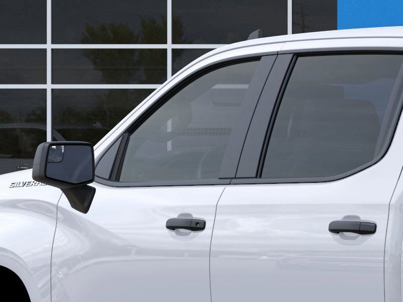 New 2025 Chevrolet Silverado 1500 Custom 4D Crew Cab