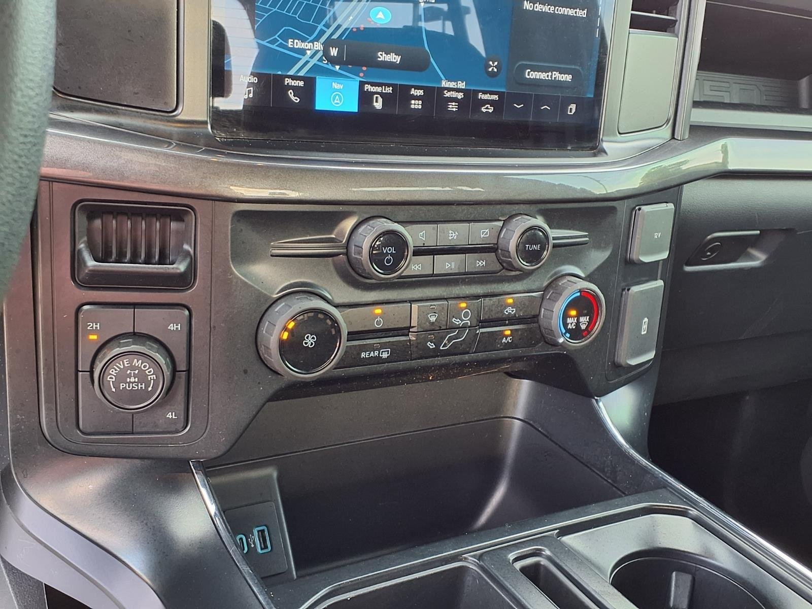 Used 2024 Atlas Blue Metallic Ford STX image 25