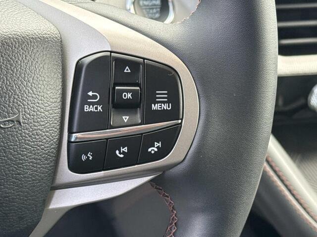 Used 2025 Agate Black Ford Active image 23