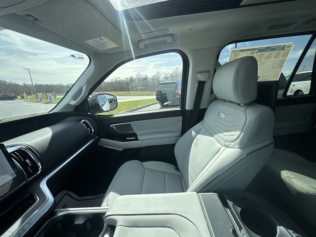 New 2026 Silver Ford Platinum image 11