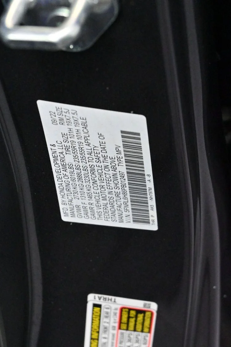Used 2023 Modern Steel Metallic Honda Touring image 46