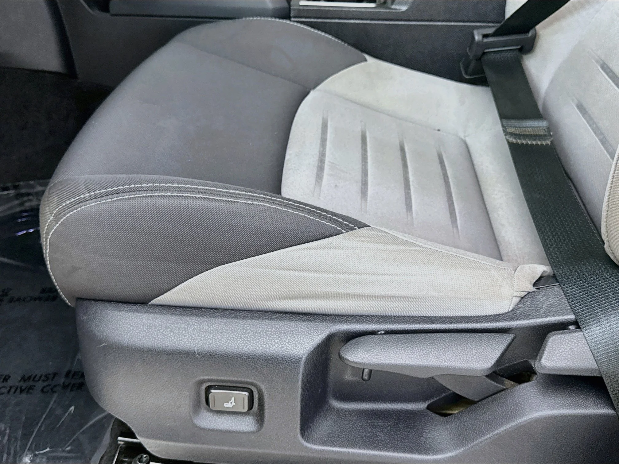 Used 2024  Toyota SR5 image 22
