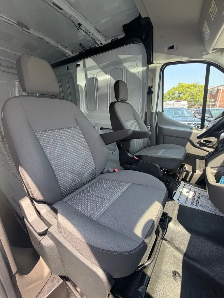 Used 2026 White Ford Base image 34