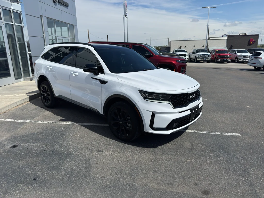 Used 2023 Glacial White Pearl Kia SX image 7