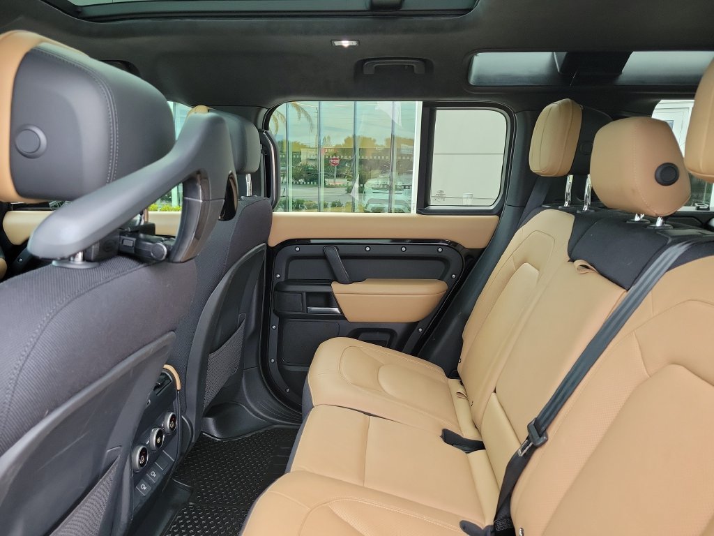 Certified Used 2025 Black Land Rover X image 15