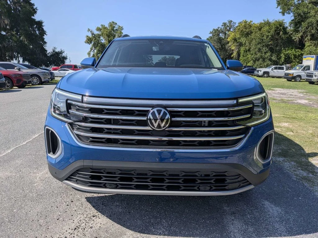 Used 2026 Blue Volkswagen 2.0T SE w/Technology image 7