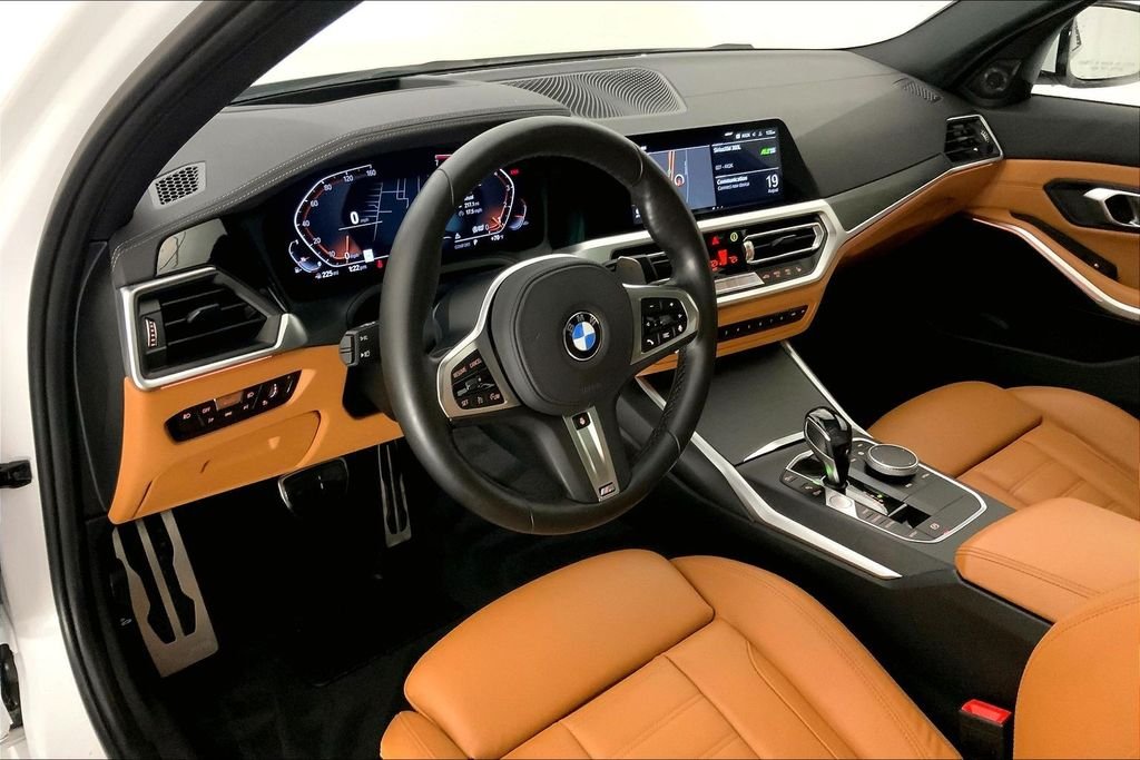 Used 2021 Mineral White Metallic BMW  image 21