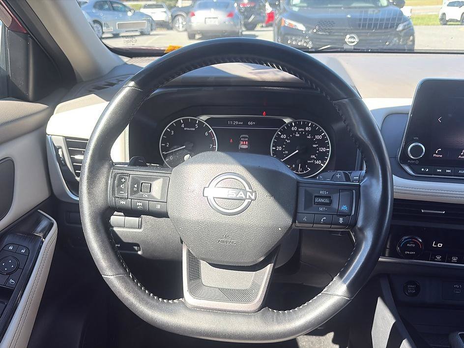 Used 2025 Scarlet Ember Tintcoat Nissan SV image 30