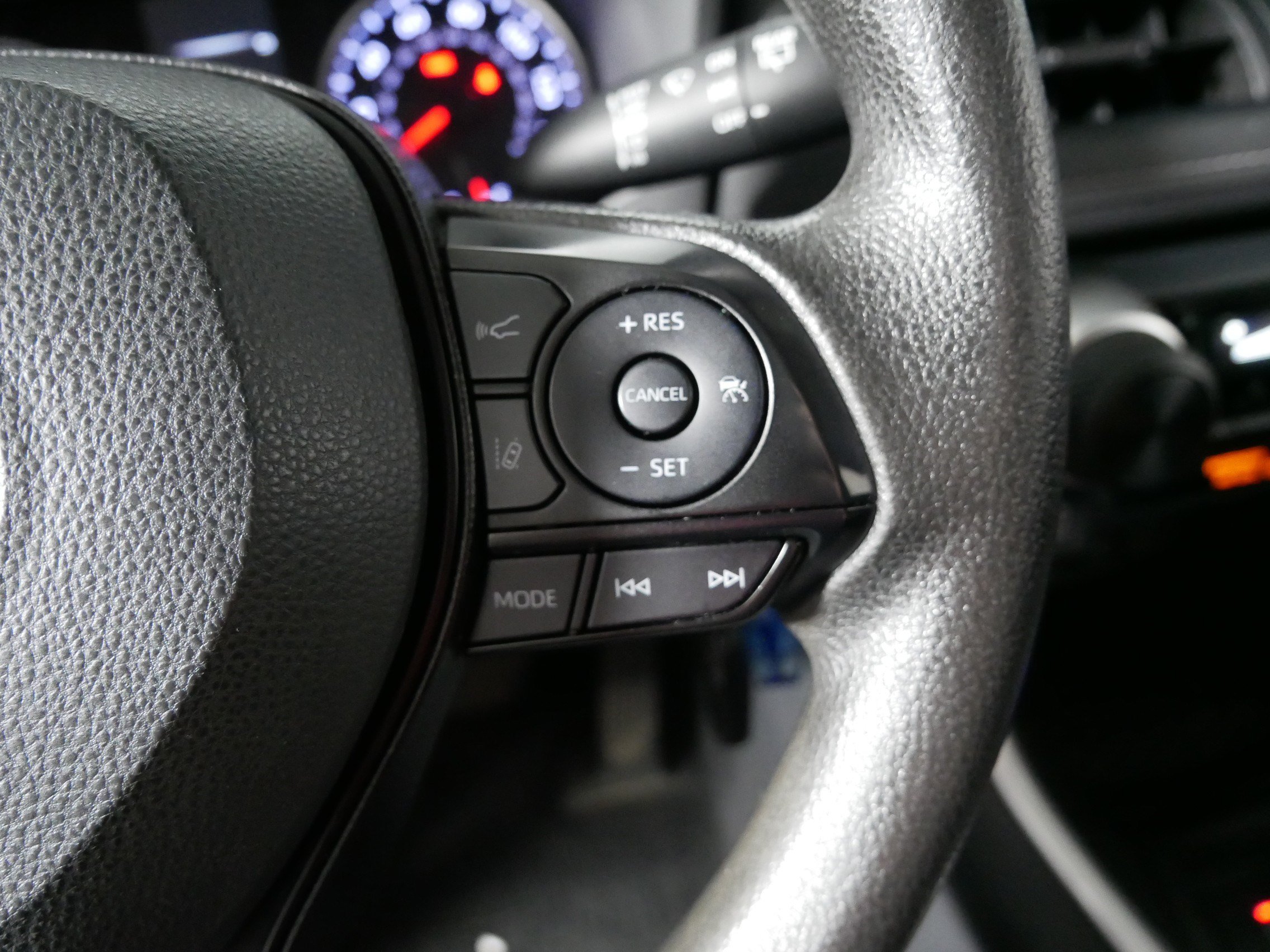 Used 2022 Gray Toyota LE image 28