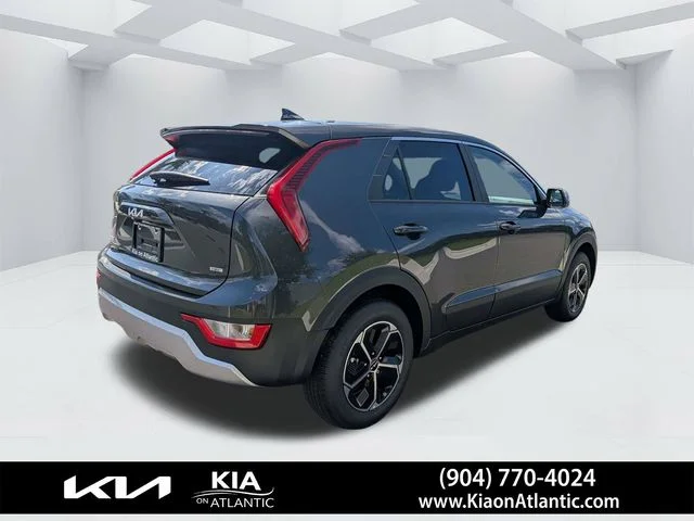 New 2026 Interstellar Gray Kia LX image 3