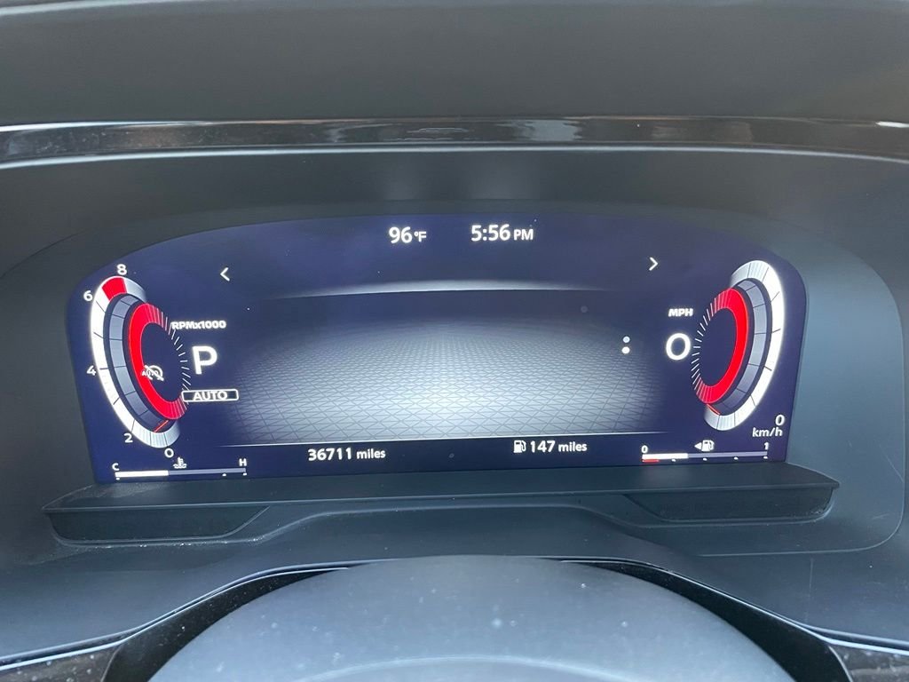 Used 2024  Nissan Platinum image 7