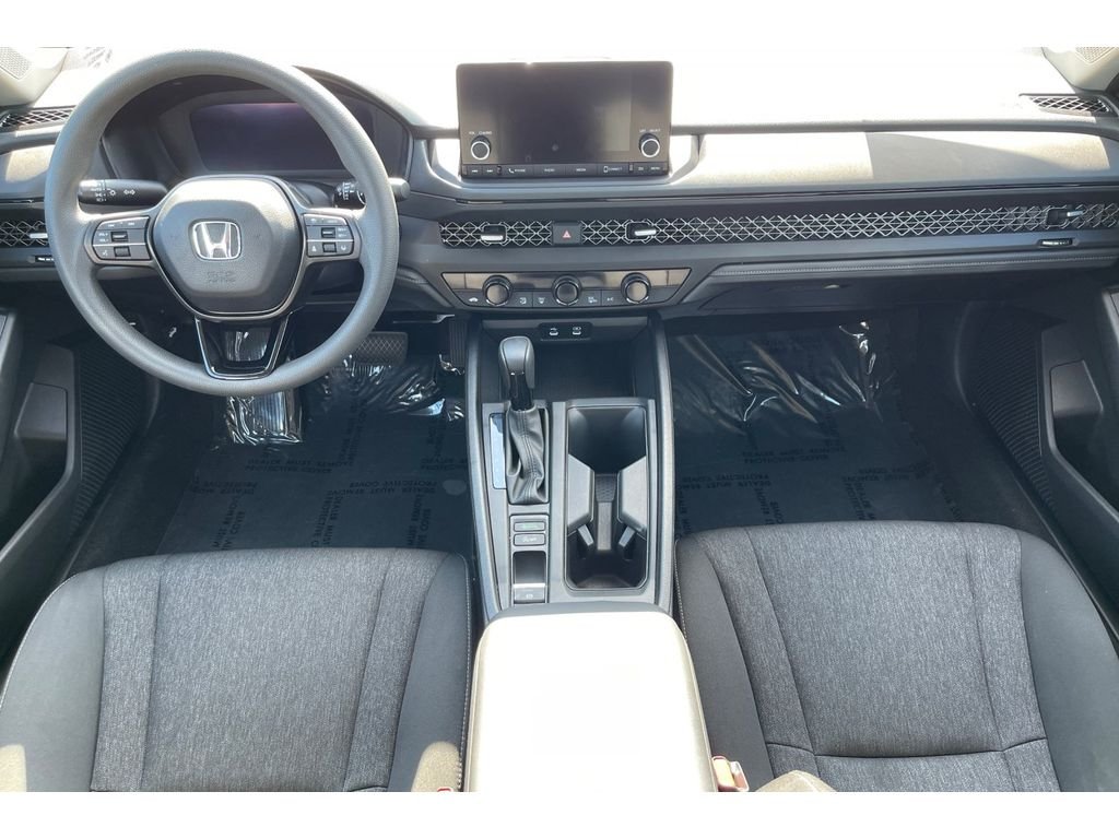 Certified Used 2023 Lunar Silver Metallic Honda EX image 14