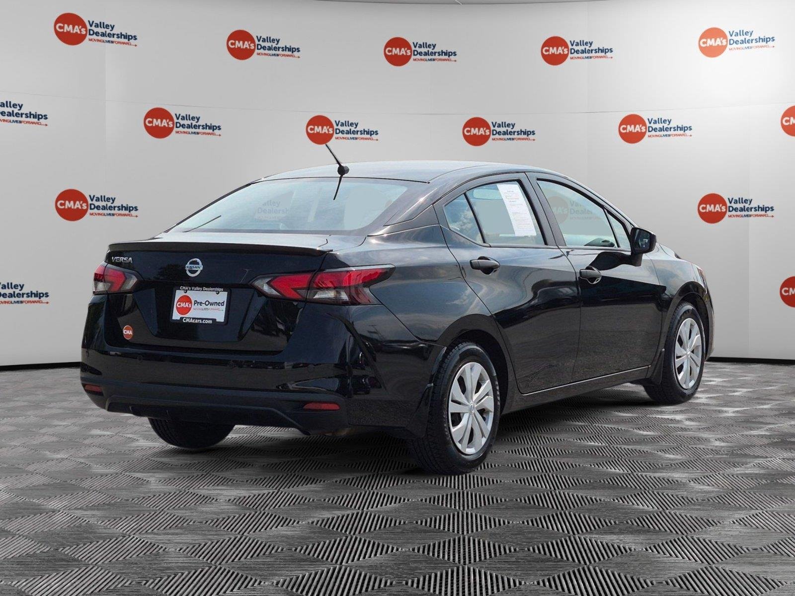 Used 2022 Super Black Nissan S image 5