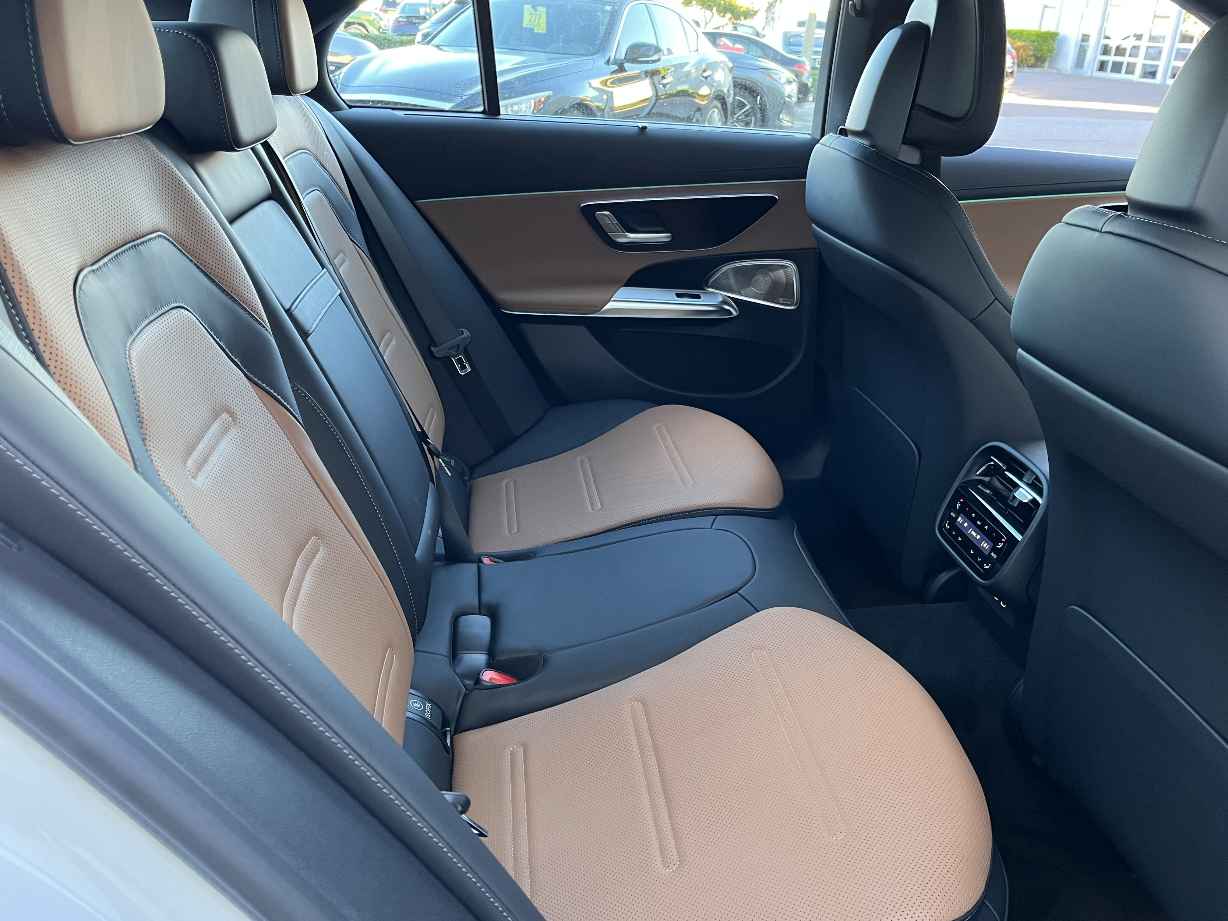 New 2026 MANUFAKTUR Moonlight White Metallic Mercedes-Benz AMG® E 53 E image 20