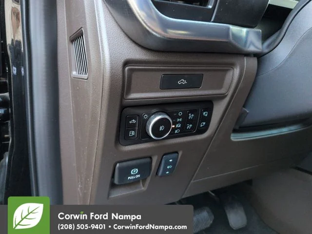 New 2026 Agate Black Metallic Ford King Ranch image 13