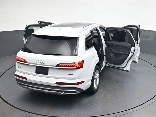 Used 2023 White Audi 55 Premium image 40