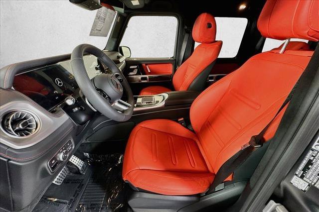 New 2027 MANUFAKTUR Night Black Magno Mercedes-Benz G 580e image 48