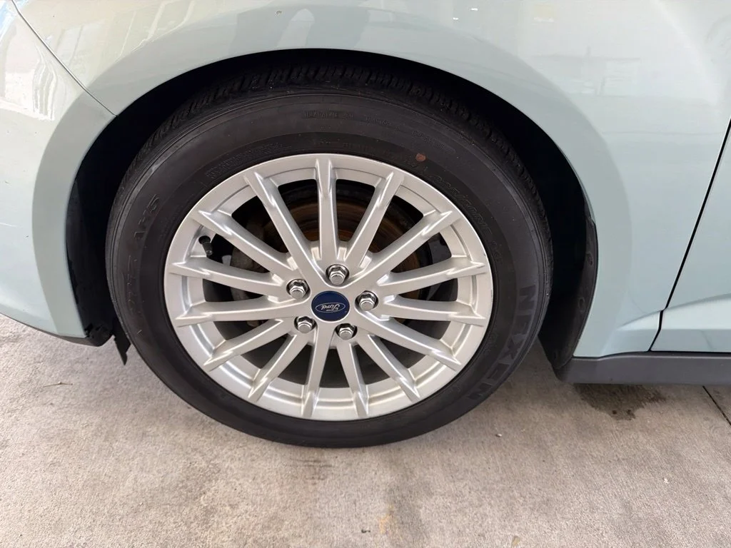 Used 2014 White Ford SE image 13