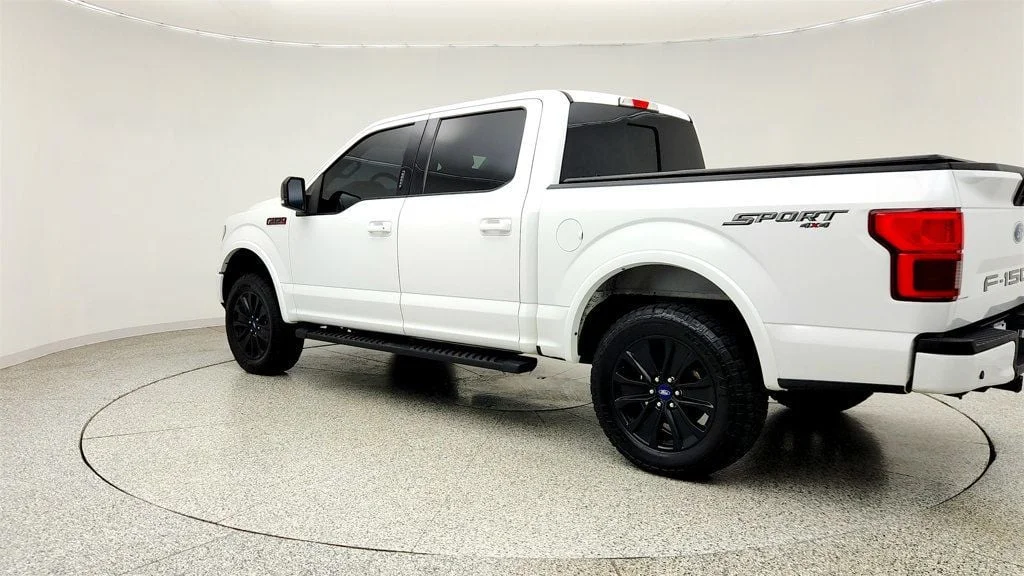 Used 2019 Oxford White Ford XLT 4WD SuperCrew 5.5