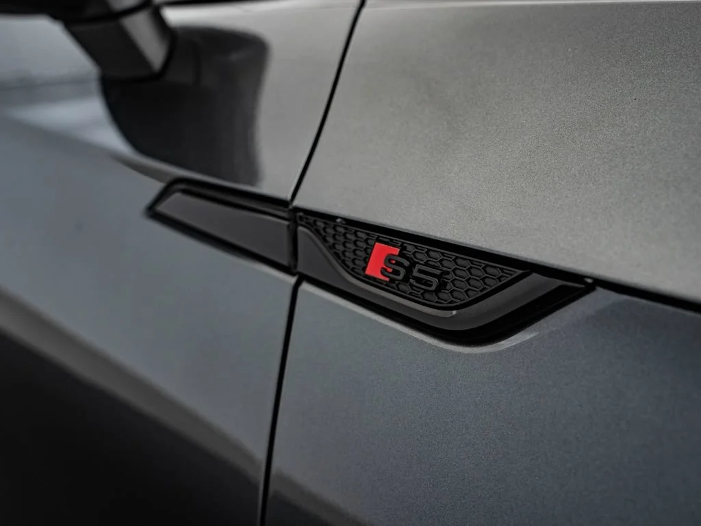 Used 2022 Daytona Gray Pearl Effect Audi Premium Plus image 20