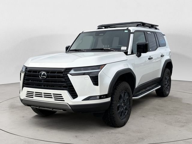 Used 2025 White Lexus 550 Overtrail image 1