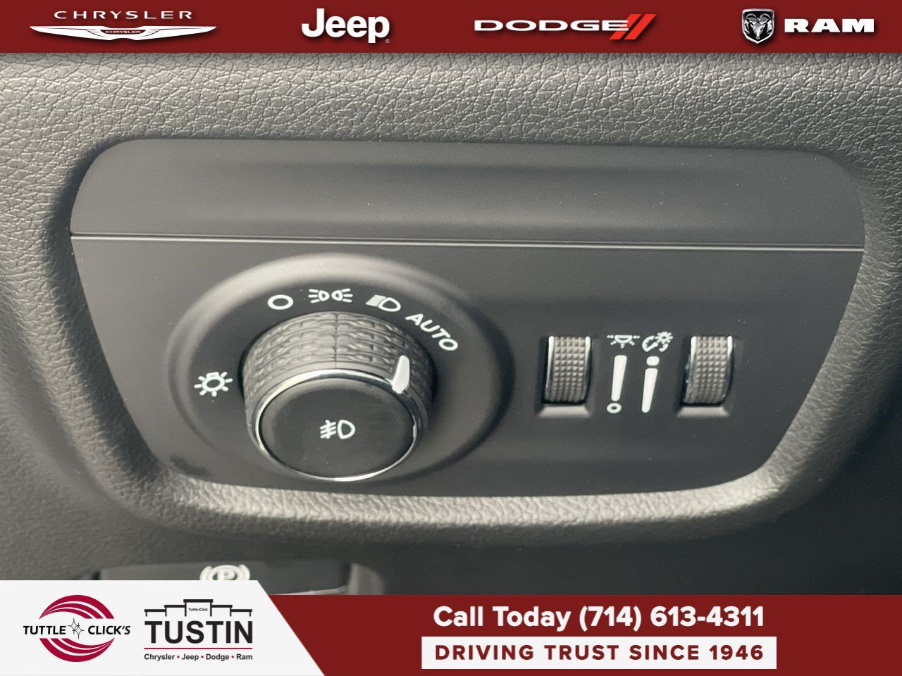 New 2026 Silver Zynith Exterior Paint Jeep 85th Anniversary Edition image 21