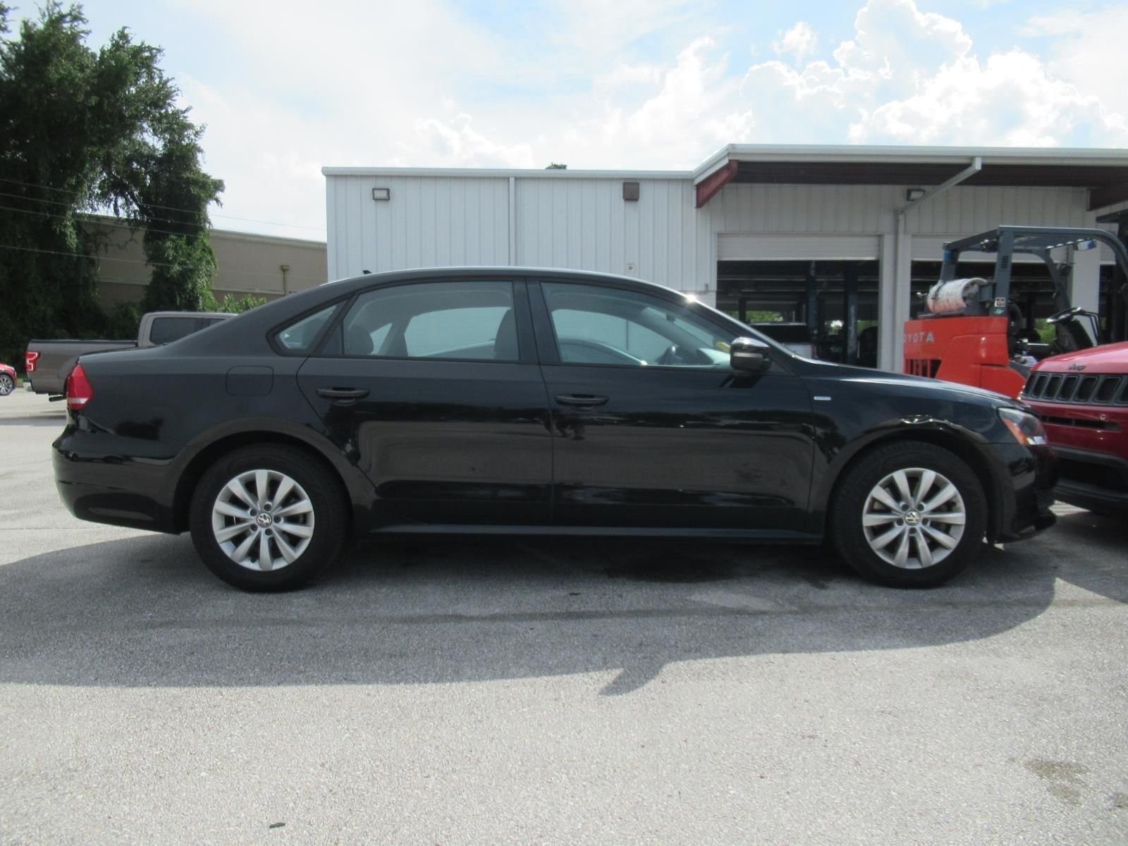 Used 2015 Volkswagen Passat Wolfsburg Edition with VIN 1VWAS7A35FC047027 for sale in Ocala, FL