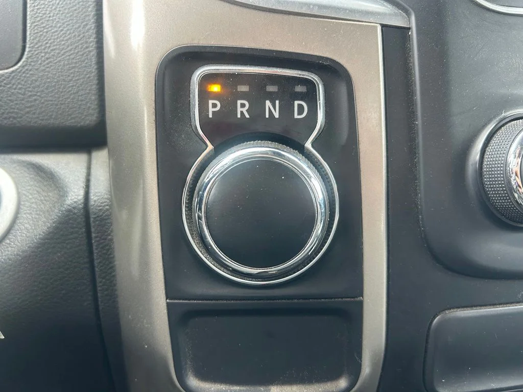 Used 2014 White Ram SLT image 19