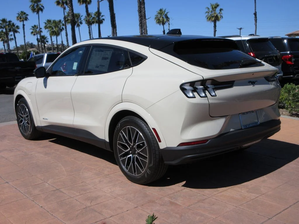New 2026 Desert Sand Ford Premium image 2