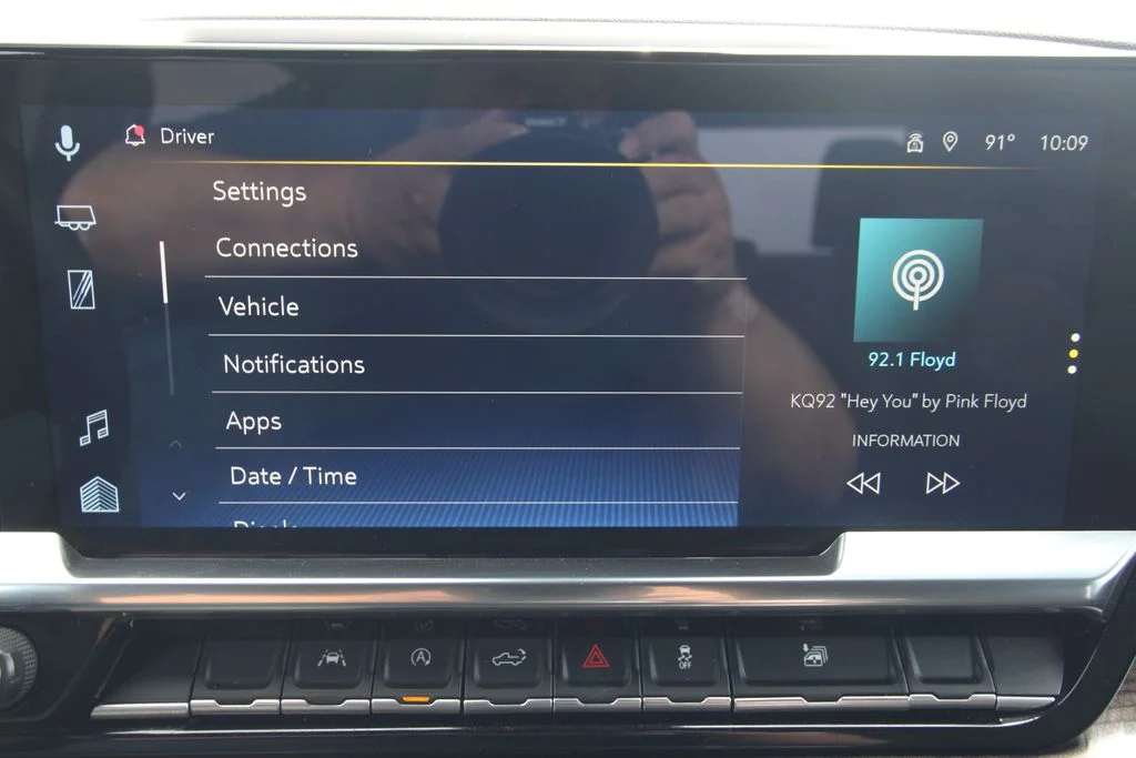 Used 2026 Gray Chevrolet RST image 34