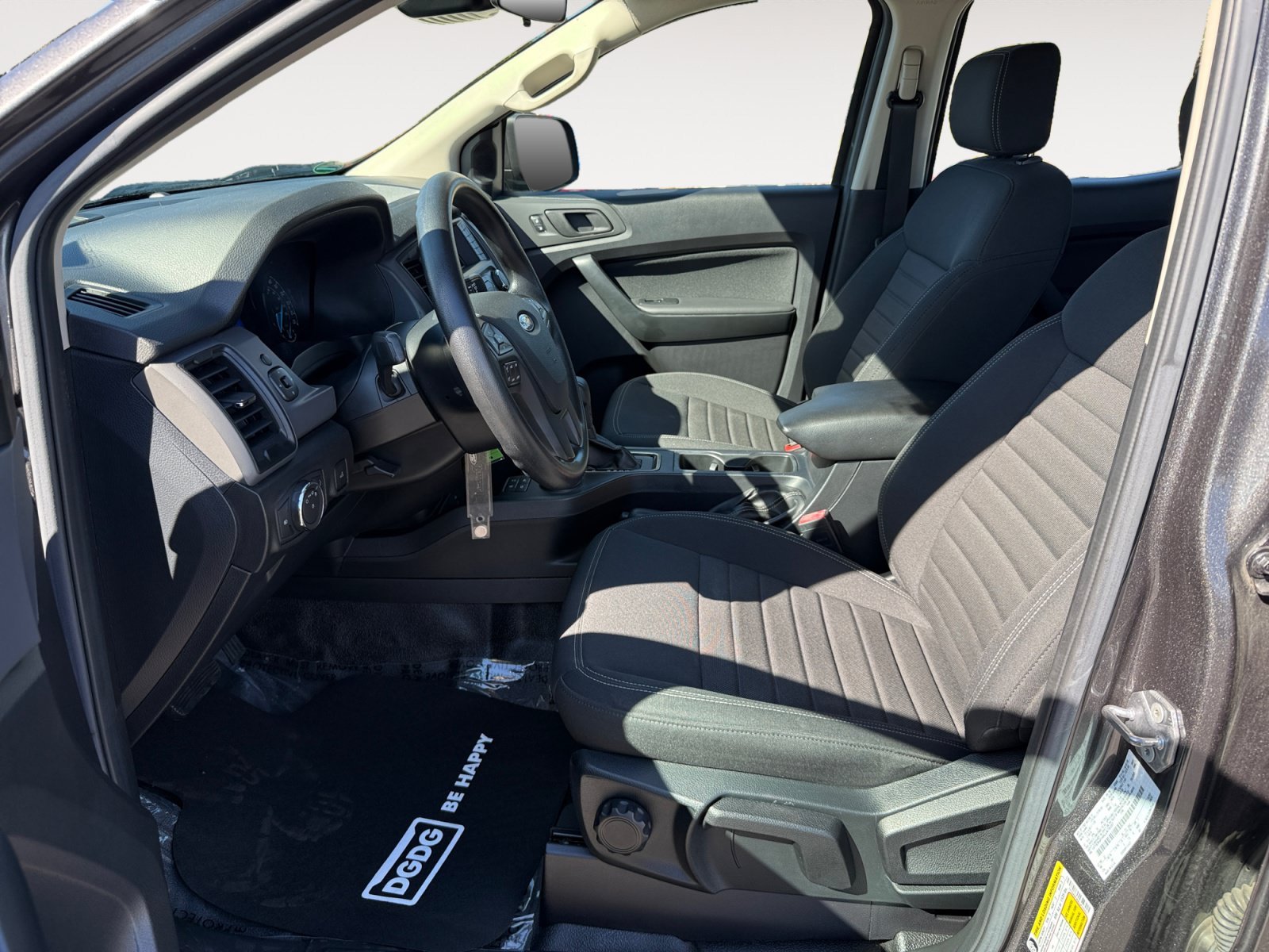 Used 2020 Magnetic Ford XL image 10