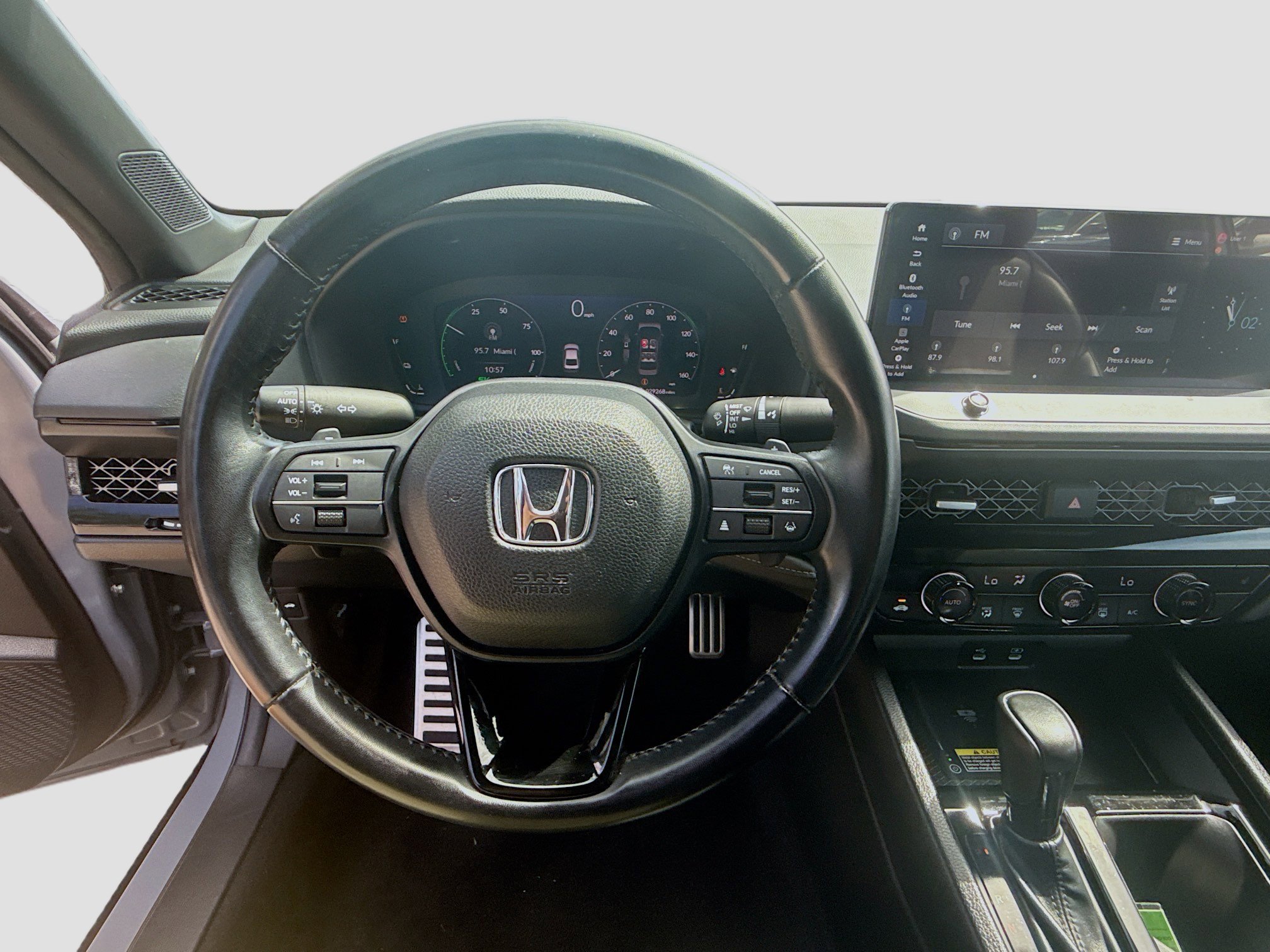 2025 Honda Accord Hybrid Sport-L - Photo 10