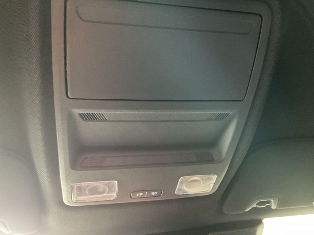 Used 2025 Gray Ford GT image 21