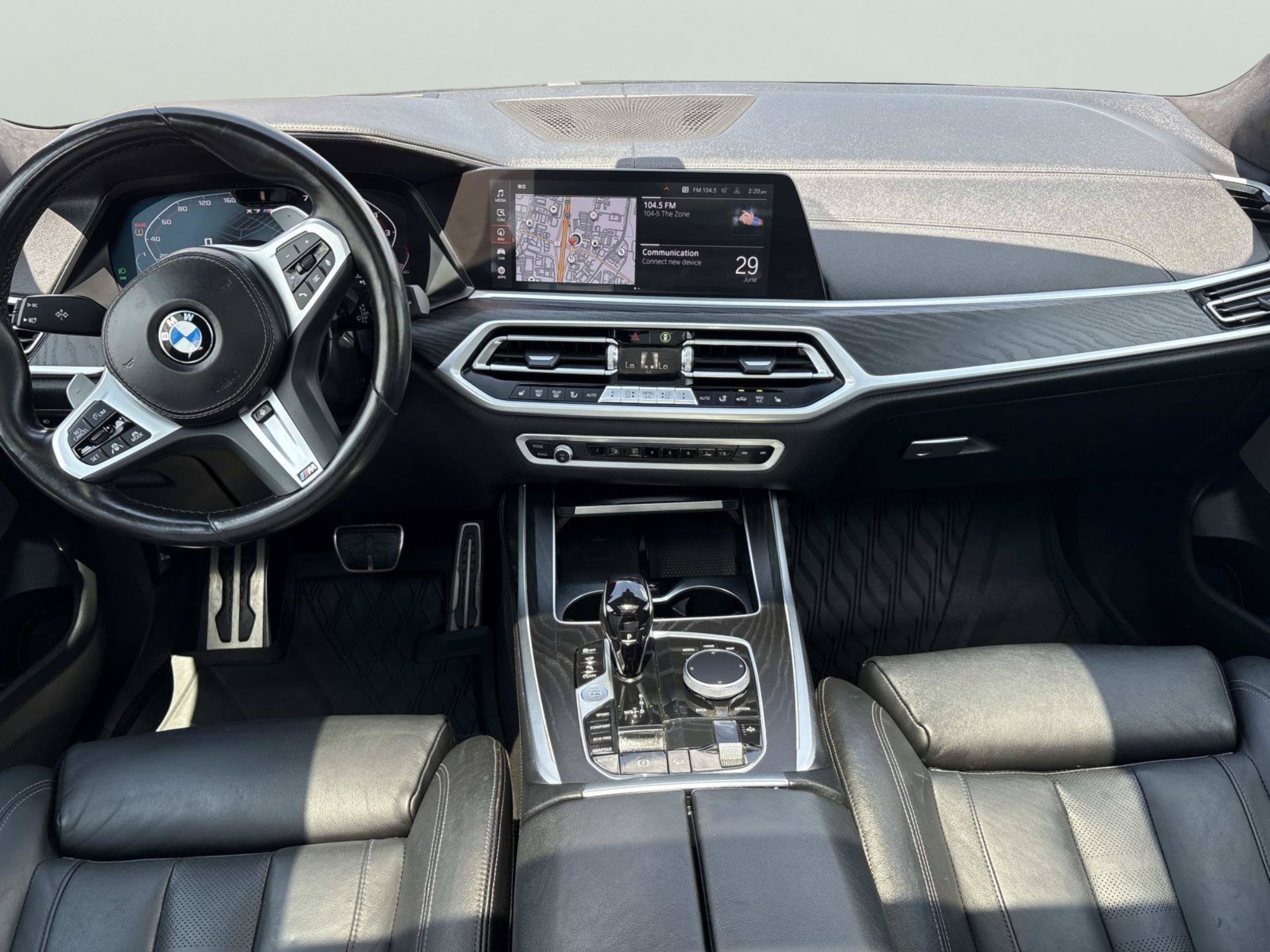 Used 2022 Arctic Grey Metallic BMW M50i image 13